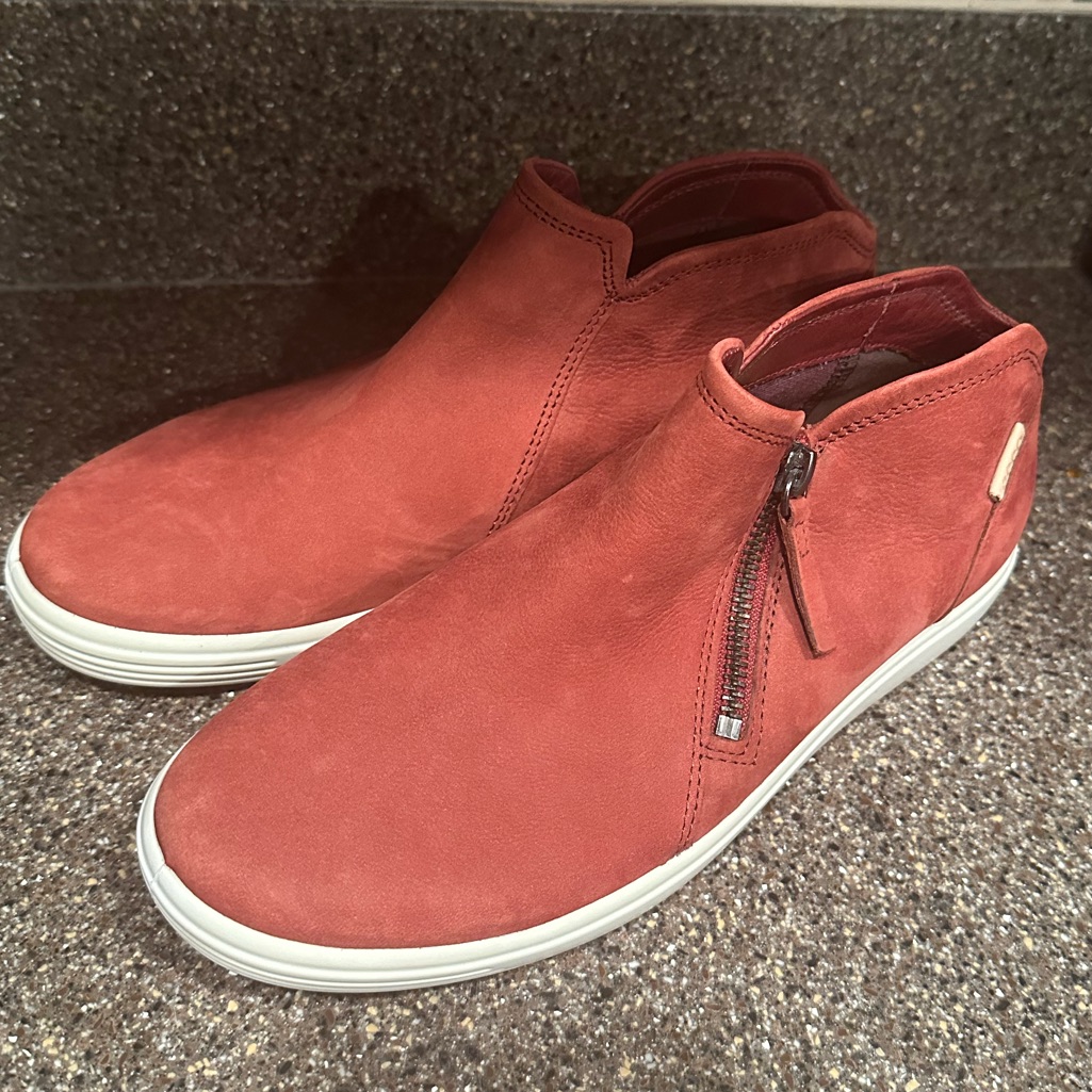 Ecco Soft Low Boot